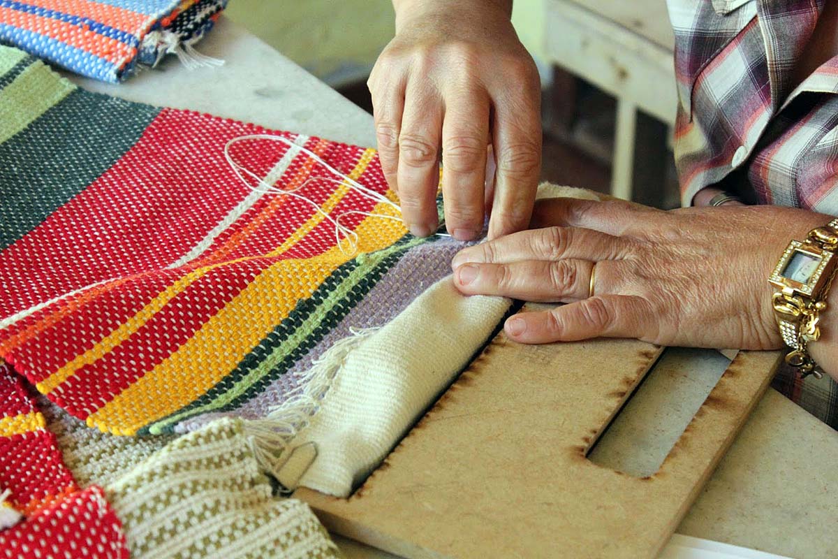 Tecelãs de Brumal mostrarão artesanato na Expo Usipa
