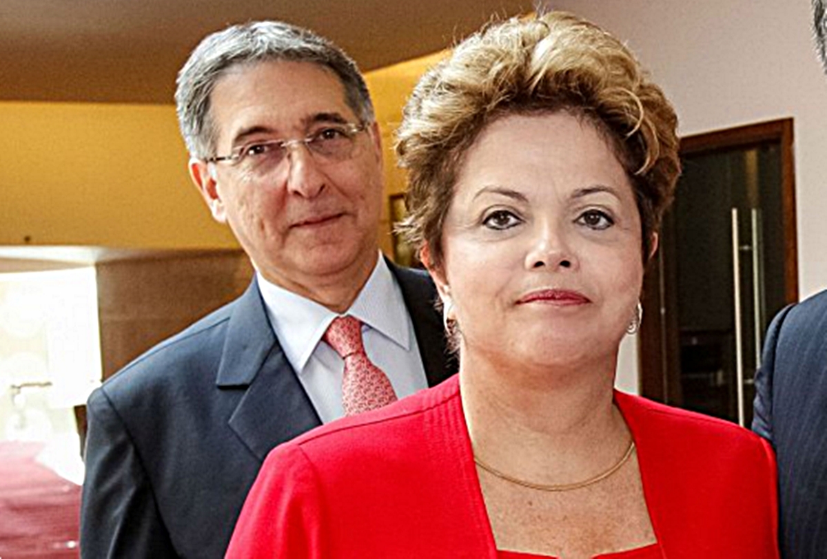 Contas de campanha de 2014 à presidência, rejeitadas a partir de Minas. Dilma com o governador petista, Fernando Pimentel.